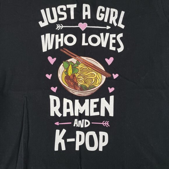 Just a Girl Who Loves Ramen and K-Pop SIZE L Womens Short Sleeve Black T-shirt - Picture 8 of 9